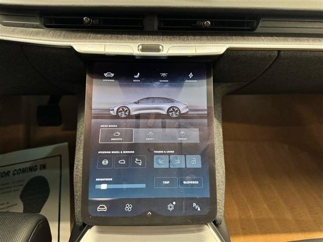 Used 2024 Lucid Air Touring AWD/4WD image 27