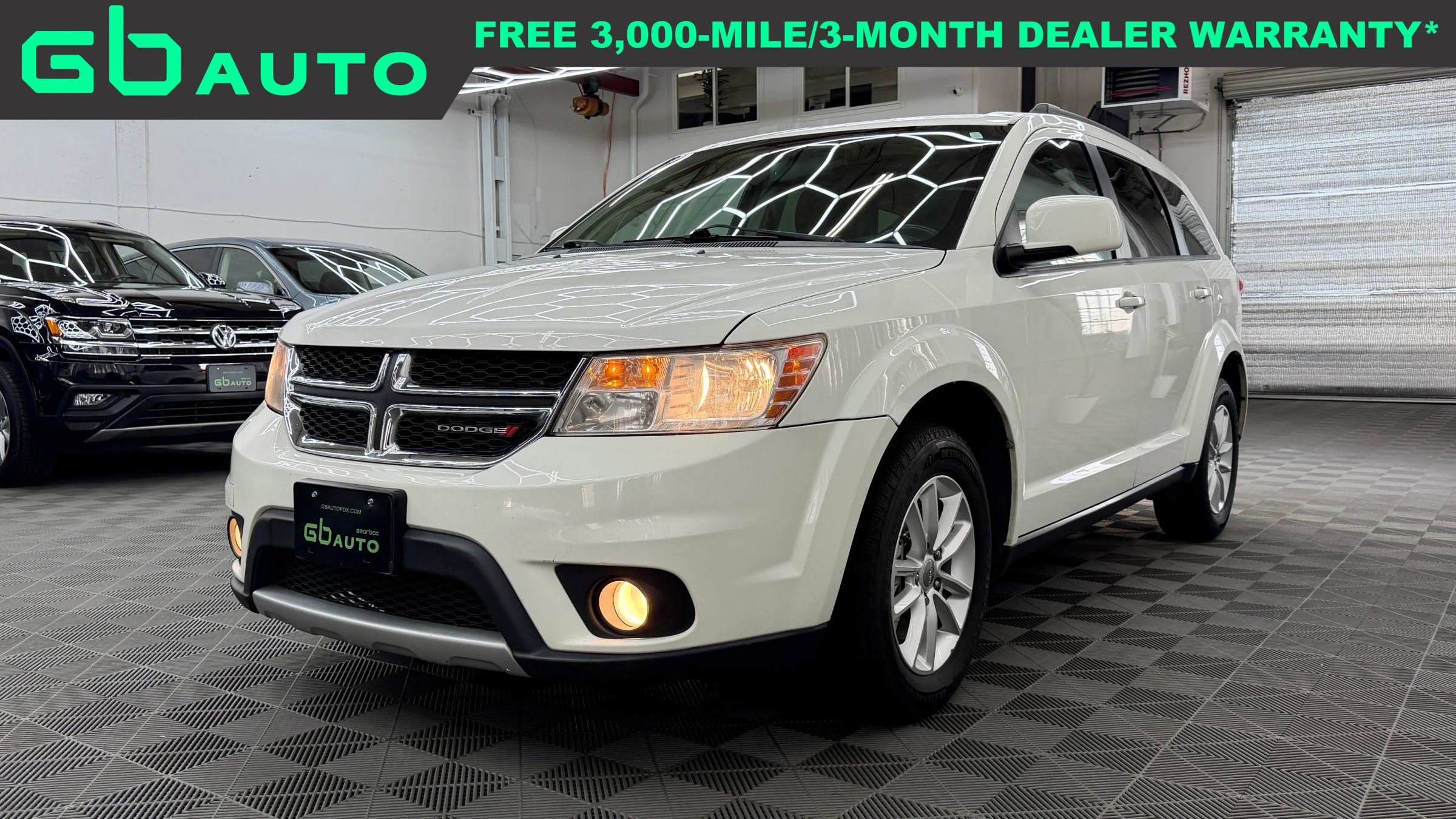 Used 2015 Dodge Journey SXT w/ Flexible Seating Group image 1