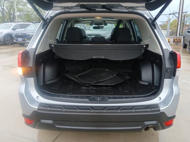 Used 2021 Subaru Forester Premium AWD/4WD image 25