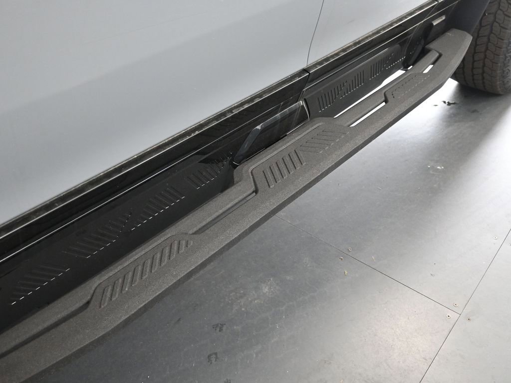 New 2025 GMC Hummer EV 2X image 12