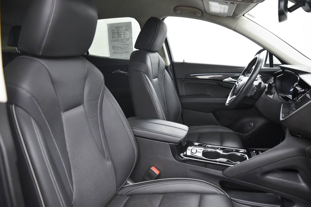 Used 2023 Buick Envision Essence image 16