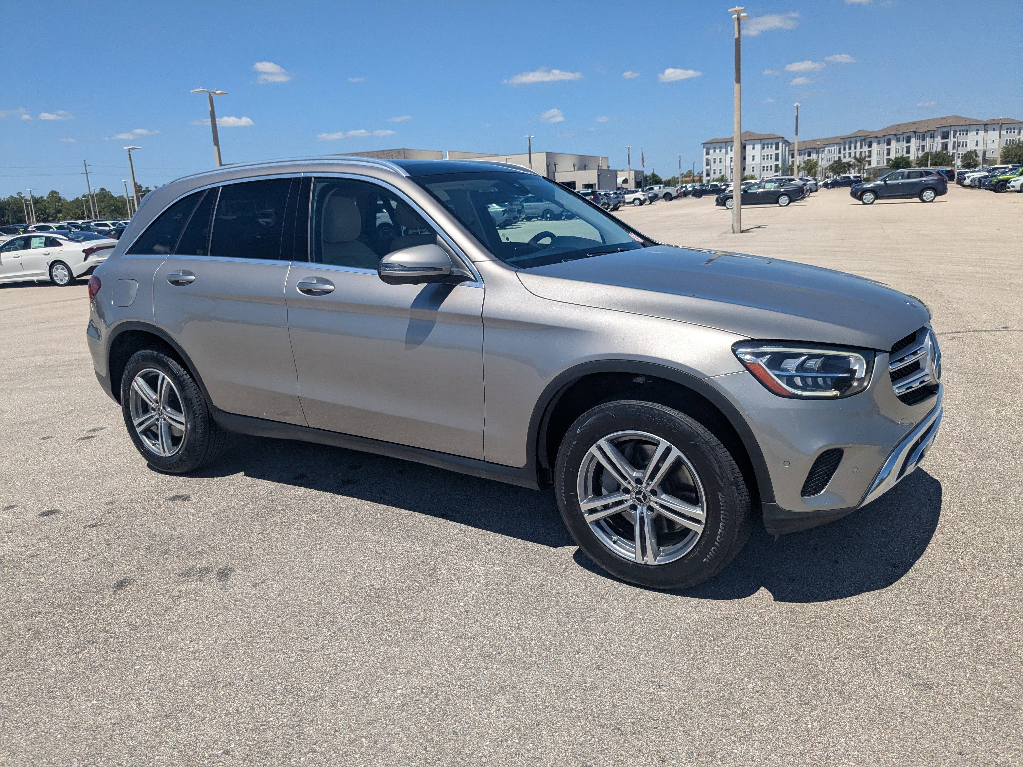 Used 2021 Mercedes-Benz GLC 300 w/ Premium Package image 2