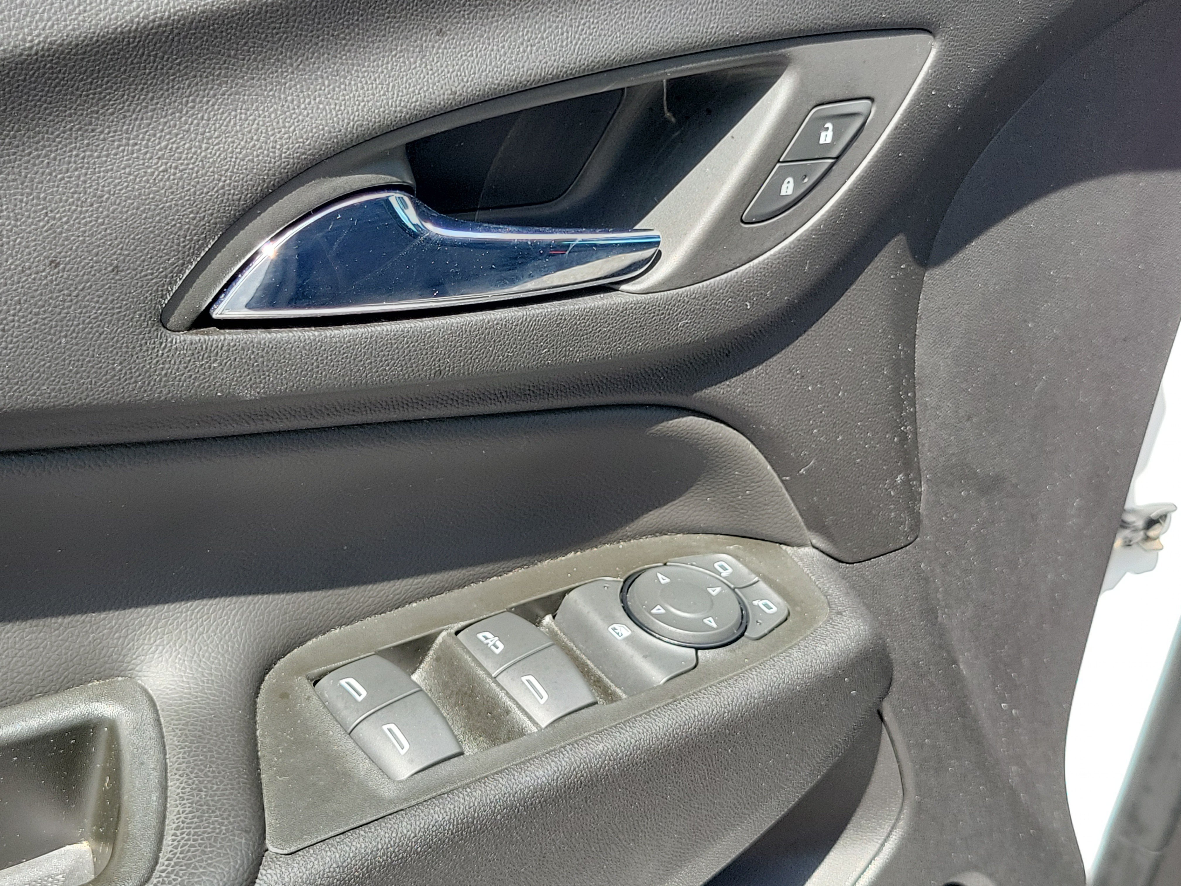 Used 2022 Chevrolet Equinox LT FWD image 20