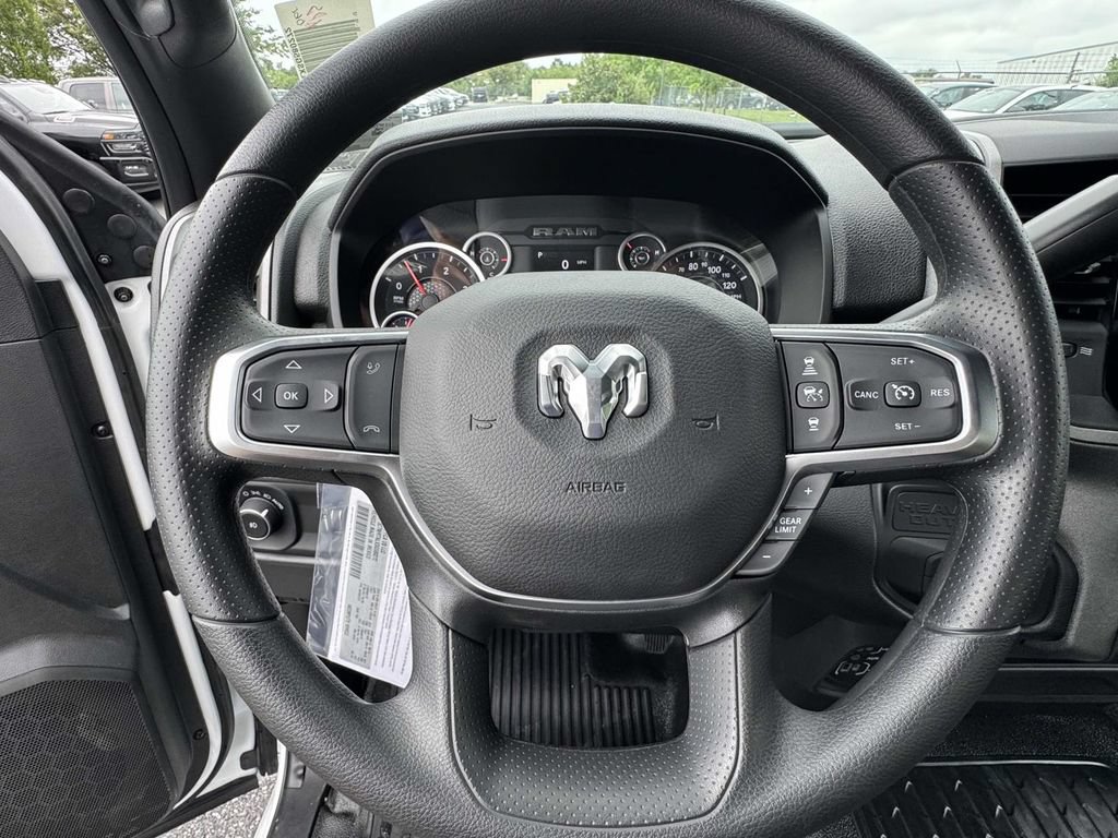 New 2025 RAM 3500 Tradesman AWD/4WD image 15