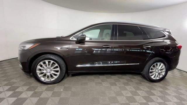 Used 2018 Buick Enclave Premium w/ Experience Buick Package FWD image 12