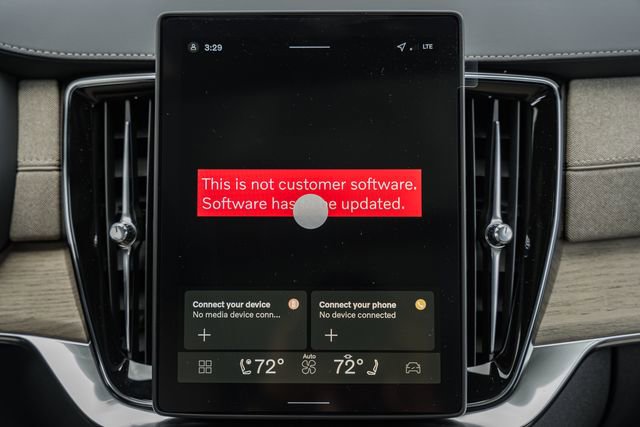 New 2026 Volvo XC90 T8 Ultra image 22