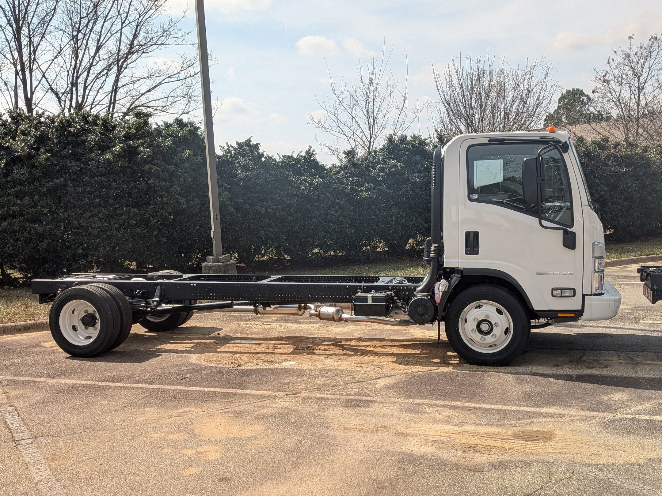New 2025 Chevrolet Low Cab Forward 5500XG image 8