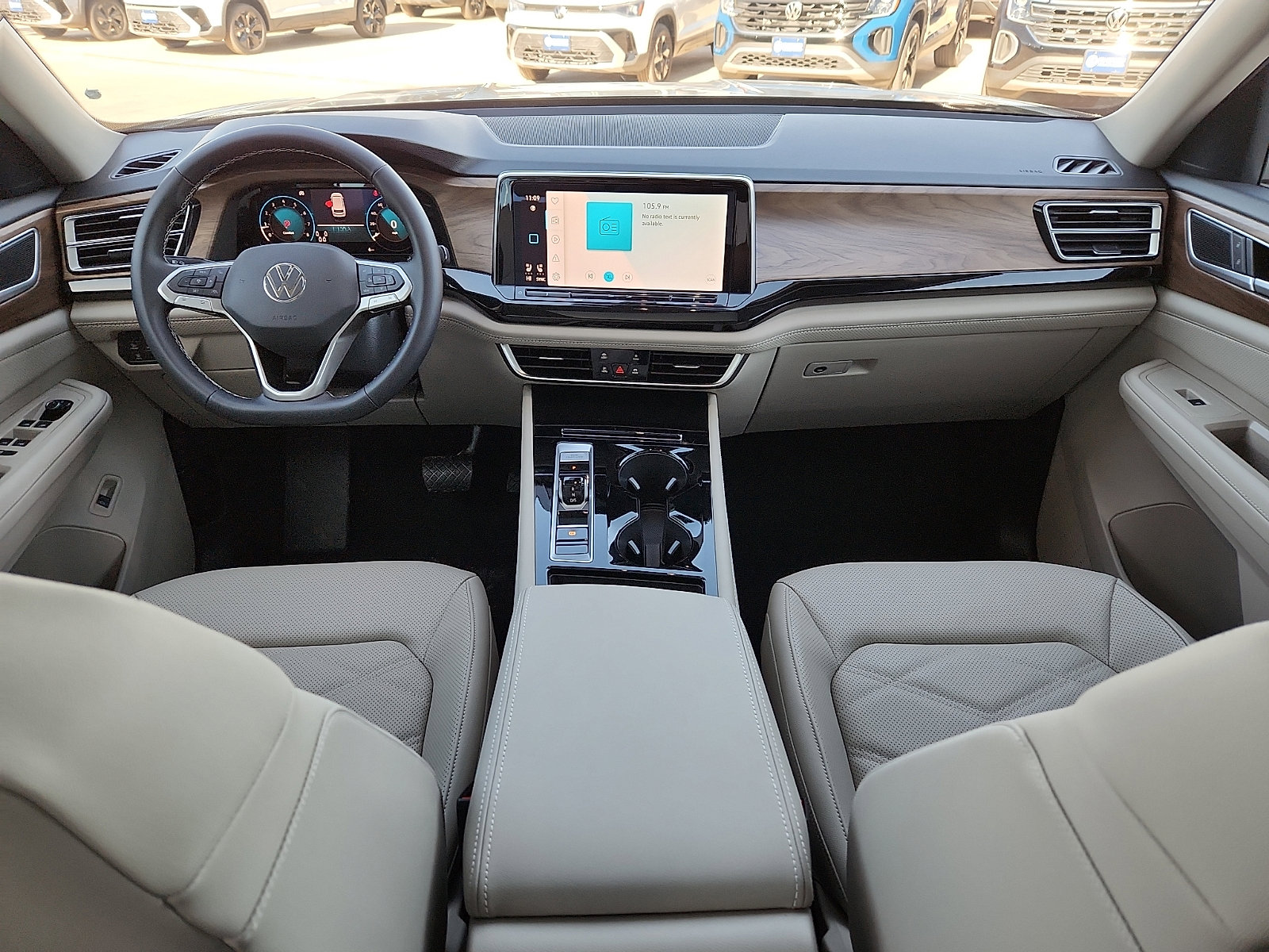 New 2026 Volkswagen Atlas SE image 11