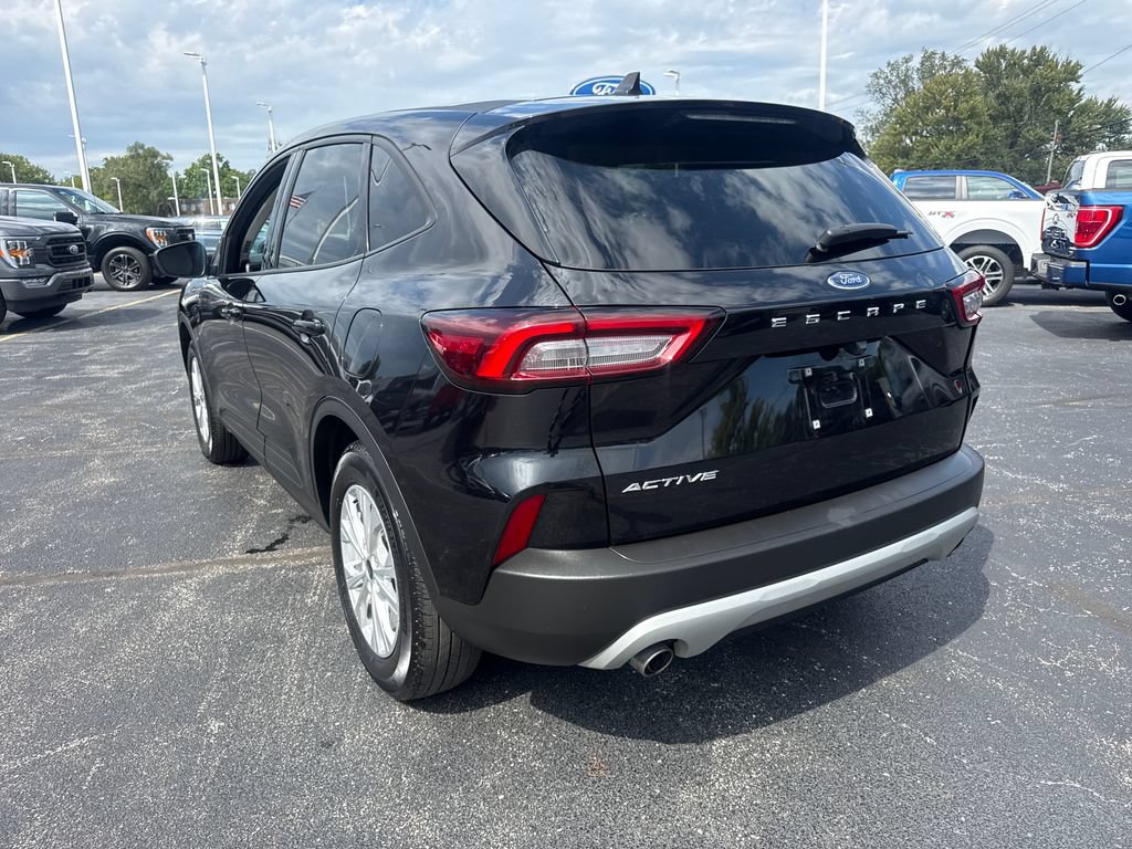 Used 2025 Ford Escape Active FWD image 10