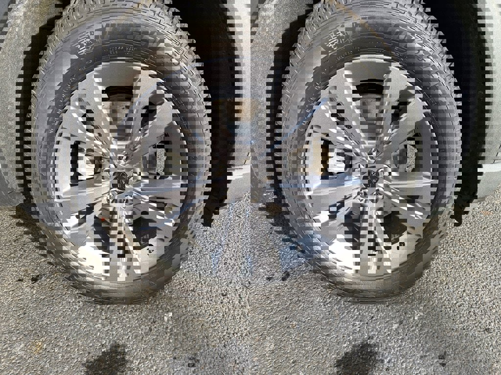 New 2026 Ford Explorer Active w/ Active Comfort Package image 11