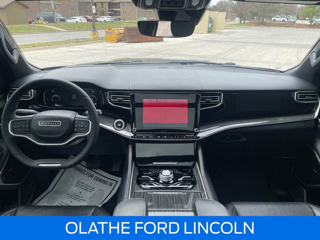 Used 2022 Jeep Wagoneer Series III w/ Premium Group I image 25