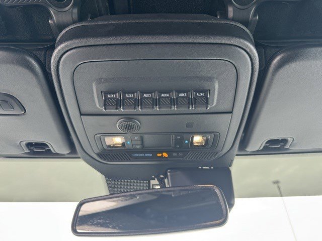 Used 2023 Ford Bronco Badlands image 17