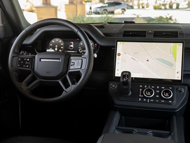 New 2026 Land Rover Defender 110 X-Dynamic SE AWD/4WD image 21