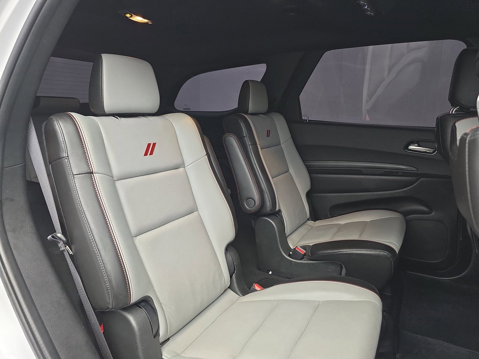 Used 2023 Dodge Durango GT image 40