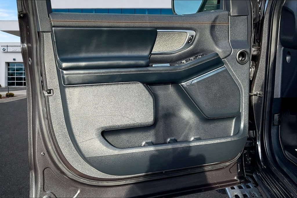 Used 2025 Ford Expedition Tremor AWD/4WD image 20