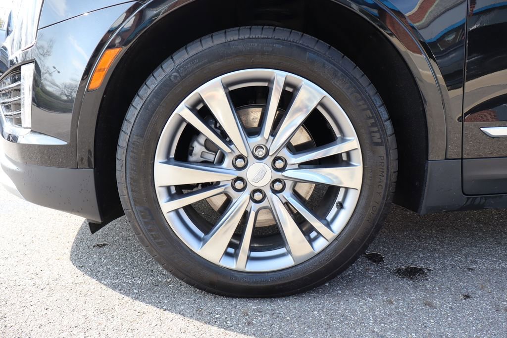Used 2024 Cadillac XT5 Premium Luxury w/ LPO, Floor Liner Package AWD/4WD image 30