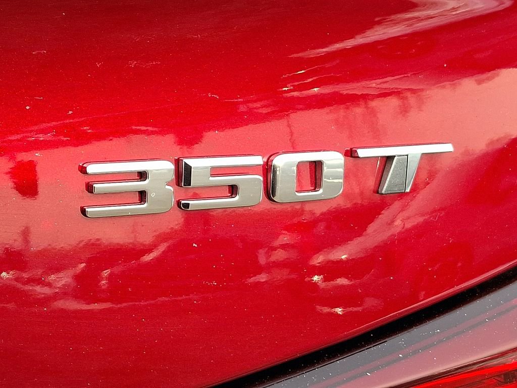 Used 2023 Cadillac XT4 Luxury w/ Cold Weather Package image 33