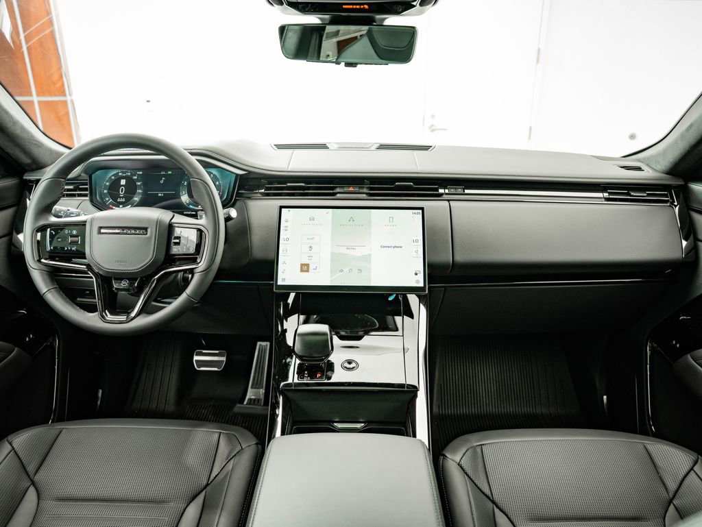 New 2026 Land Rover Range Rover Sport SV image 4