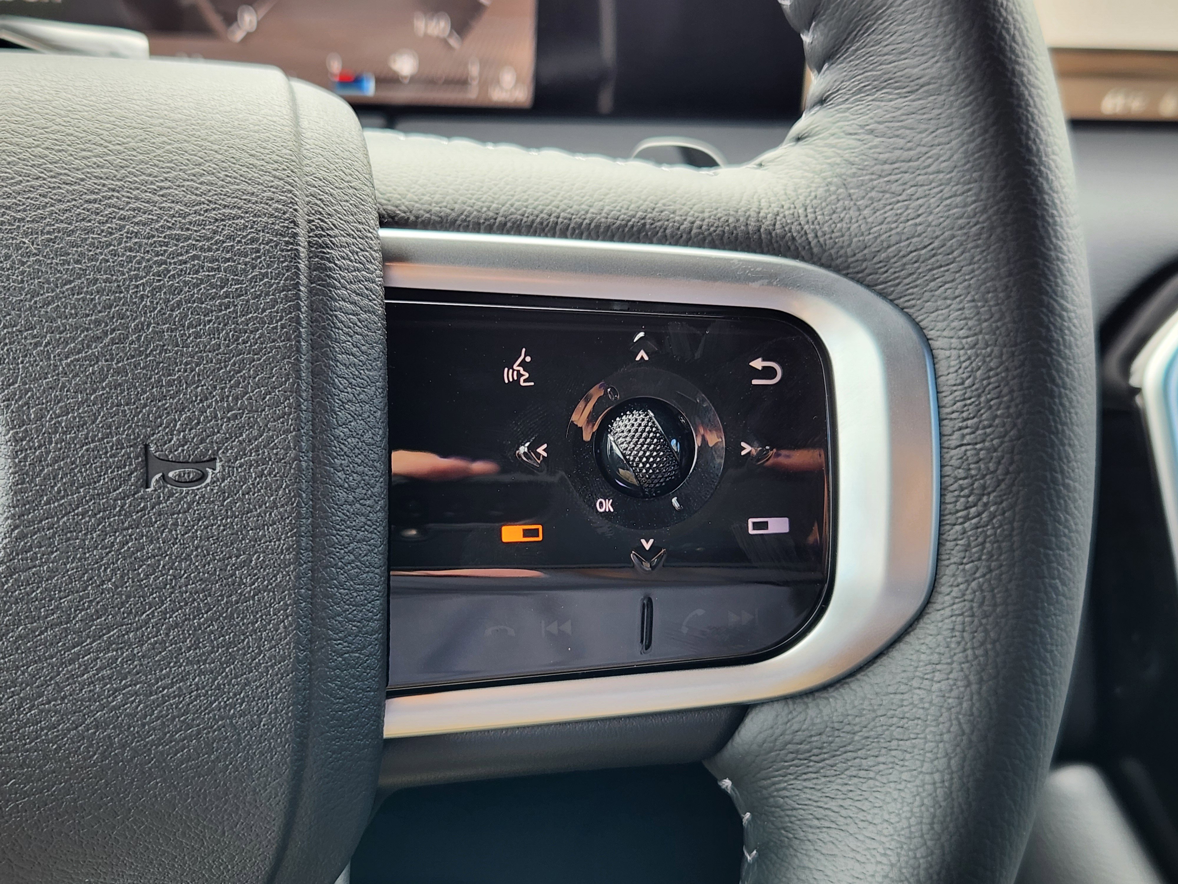 New 2026 Nissan Armada SL image 17