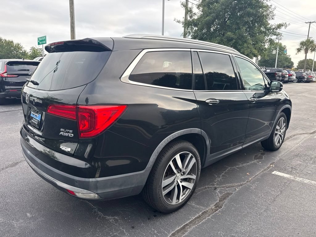 Certified 2017 Honda Pilot Elite image 3