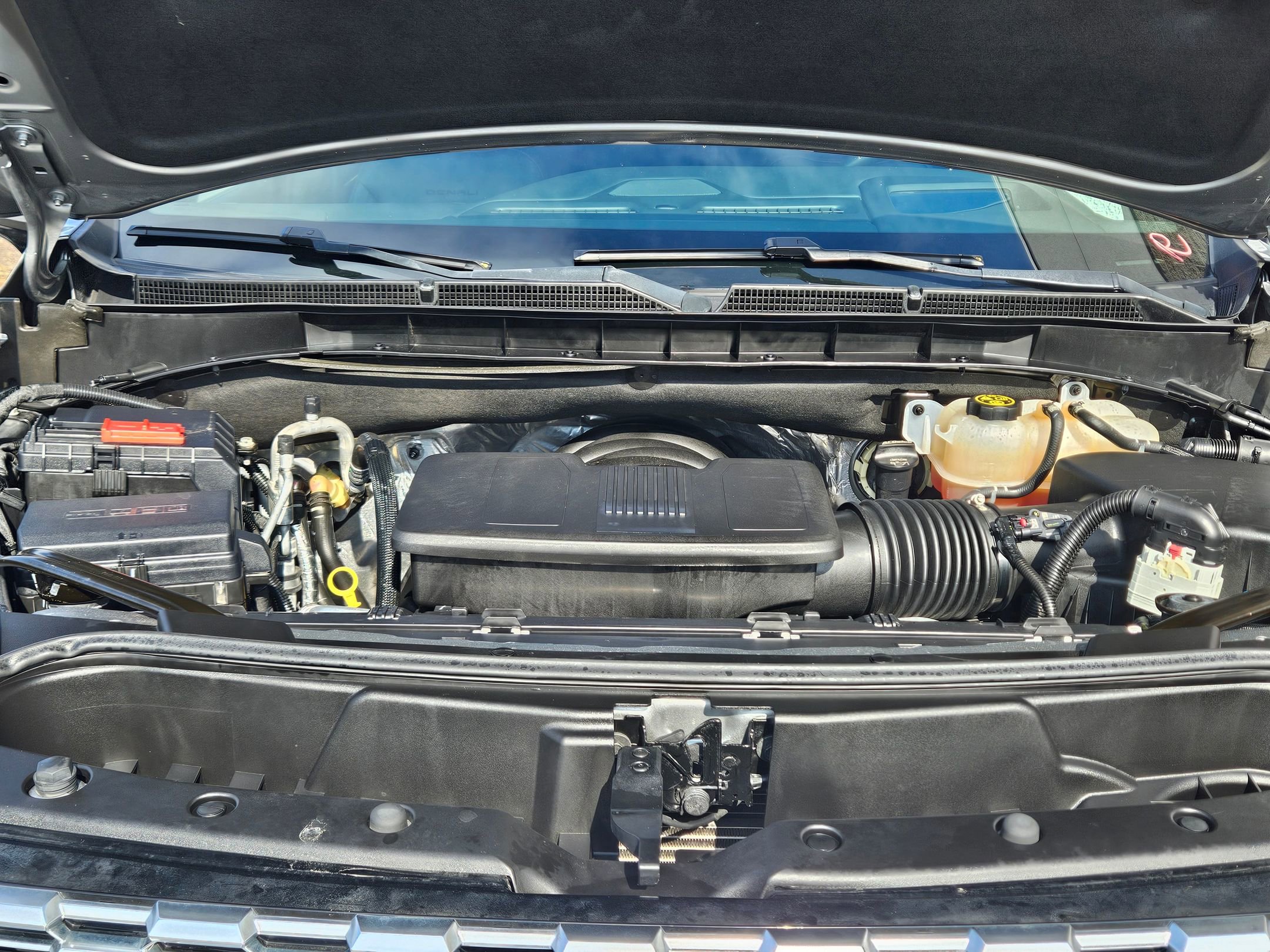 Used 2023 GMC Yukon Denali image 31