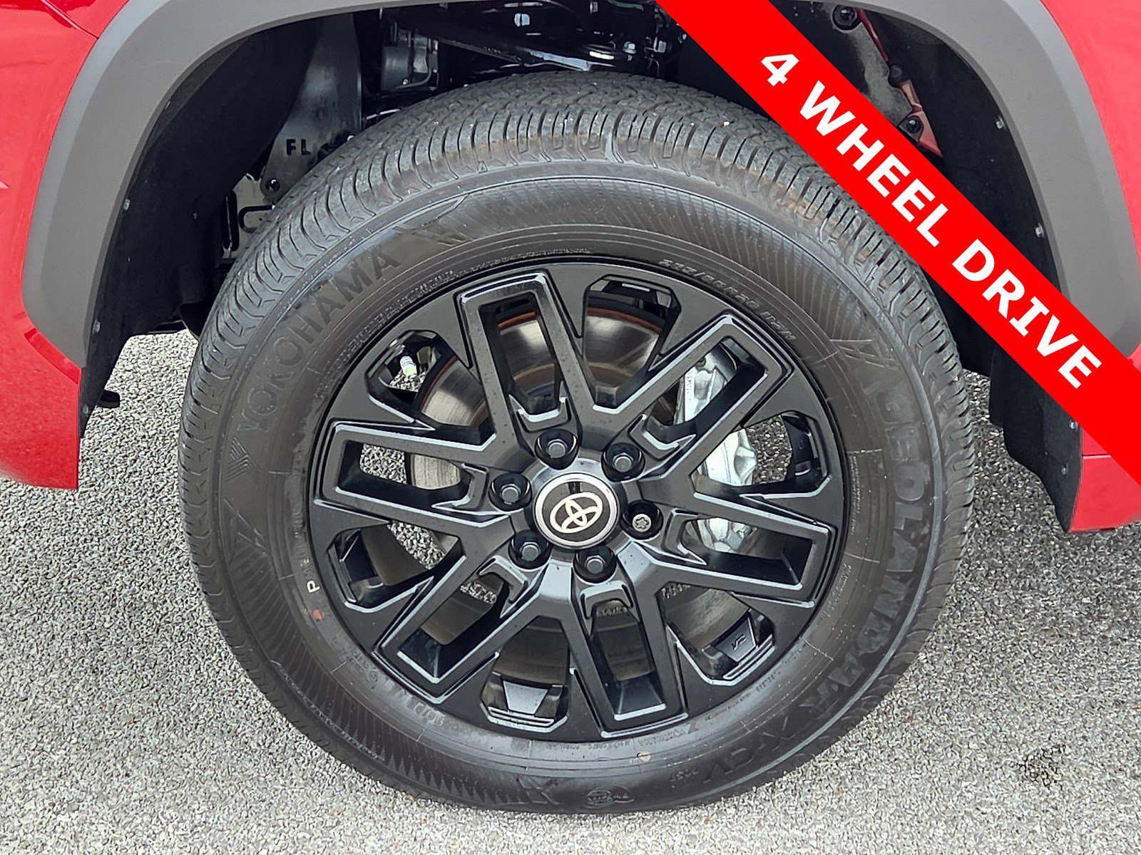 Used 2025 Toyota Tundra Limited AWD/4WD image 7