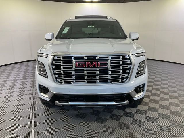 New 2026 GMC Yukon Denali w/ Denali Reserve Package image 2