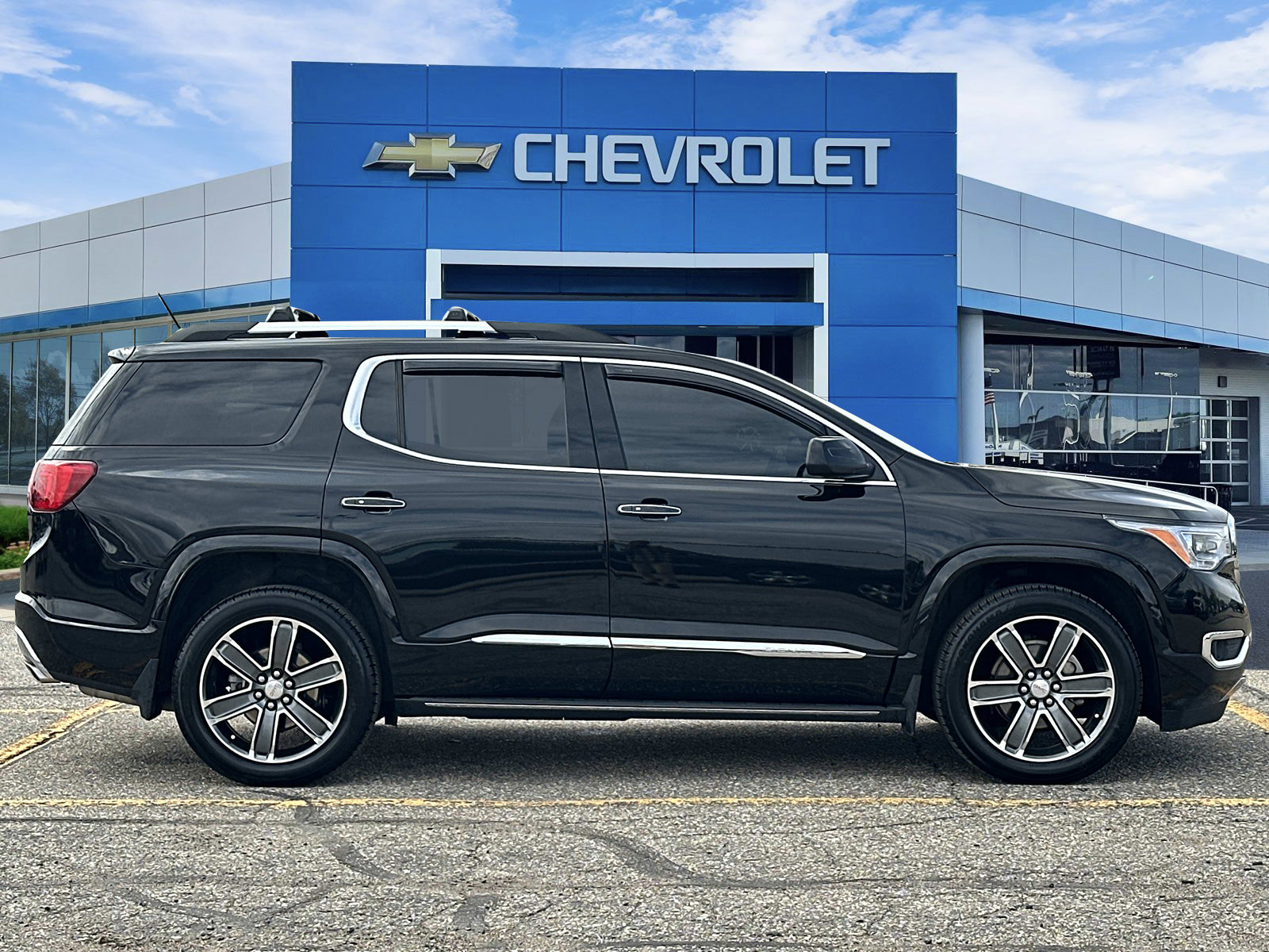 Certified 2019 GMC Acadia Denali w/ Technology Package AWD/4WD image 5
