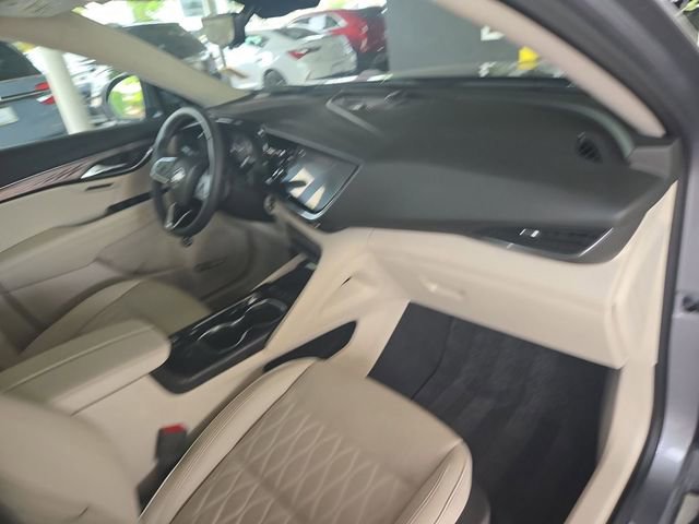 Certified 2022 Buick Envision Avenir w/ Technology Package II image 30