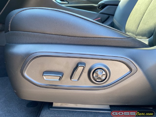 New 2026 Jeep Grand Cherokee Altitude AWD/4WD image 26