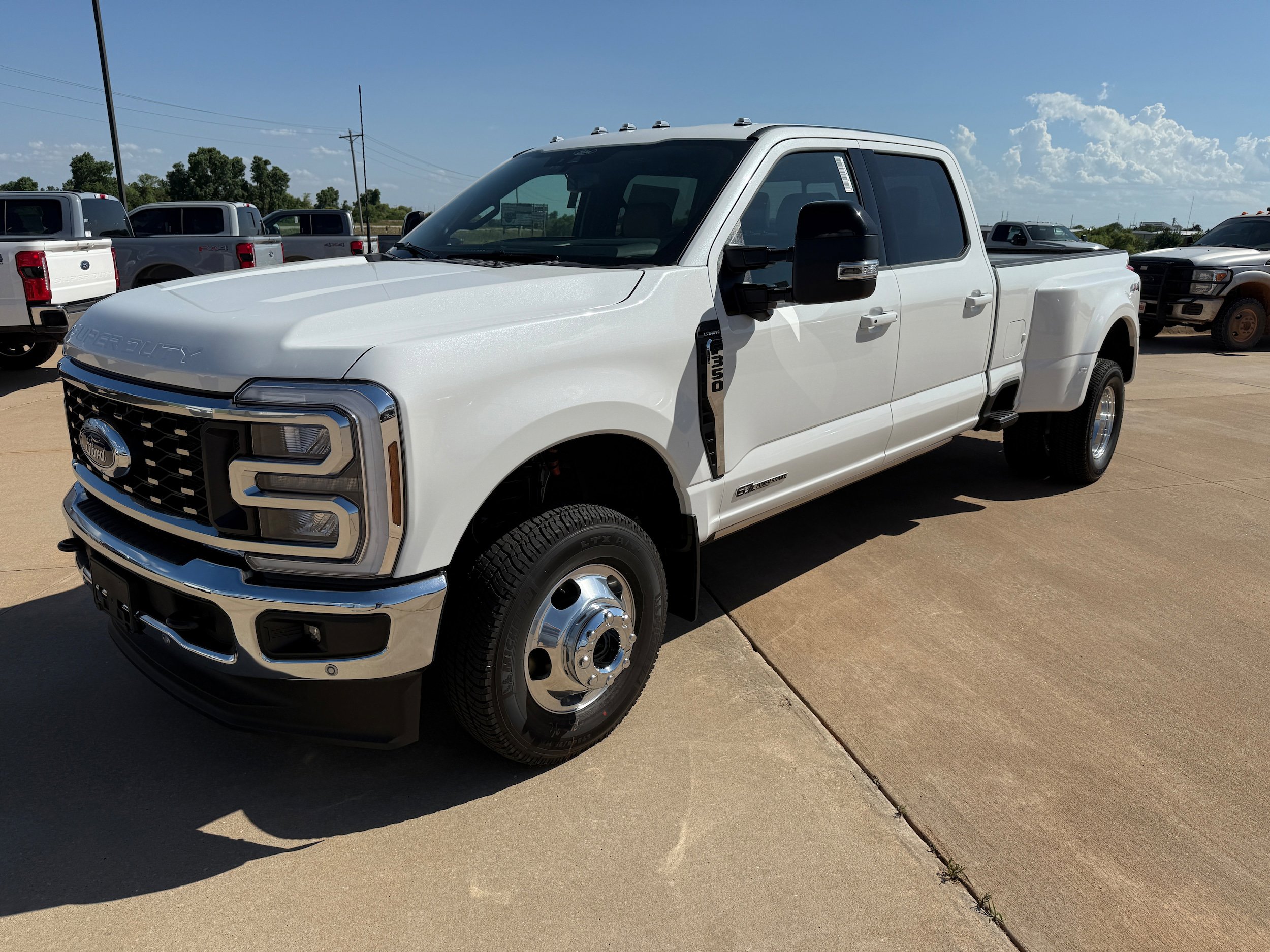 New 2026 Ford F350 Lariat w/ Lariat Ultimate Package AWD/4WD image 10