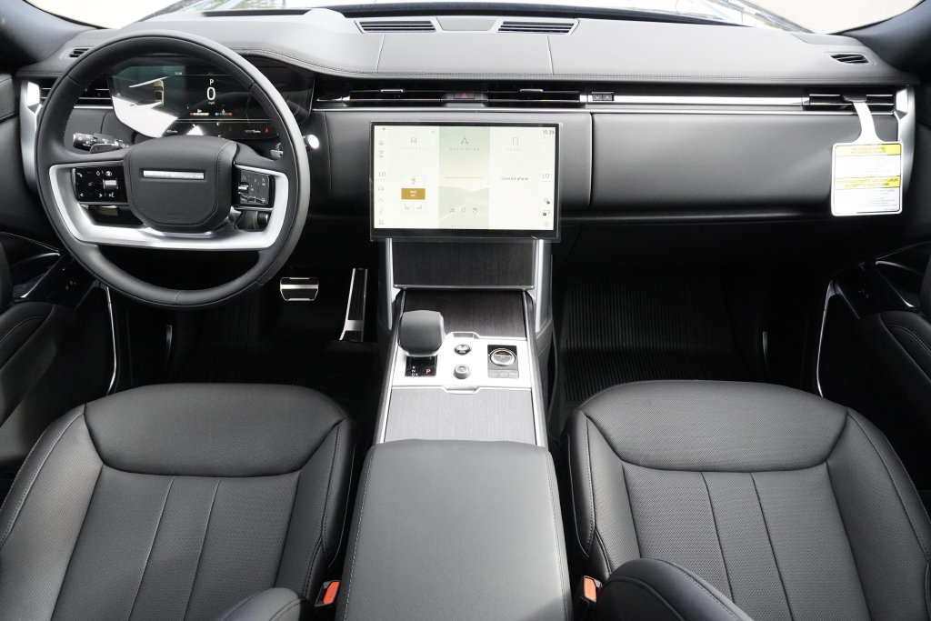 New 2027 Land Rover Range Rover Long Wheelbase SE AWD/4WD image 9