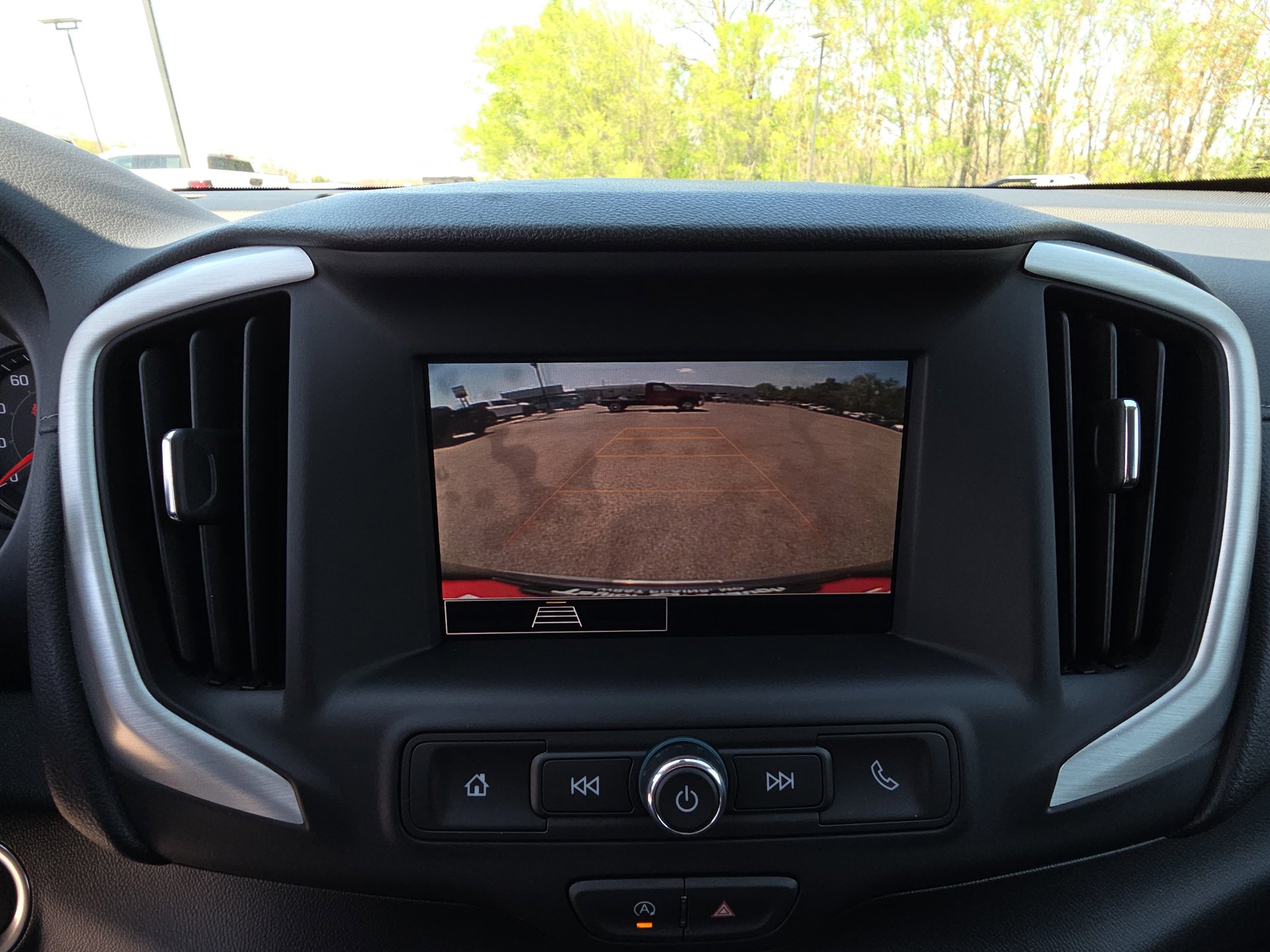 Used 2024 GMC Terrain SLE image 22