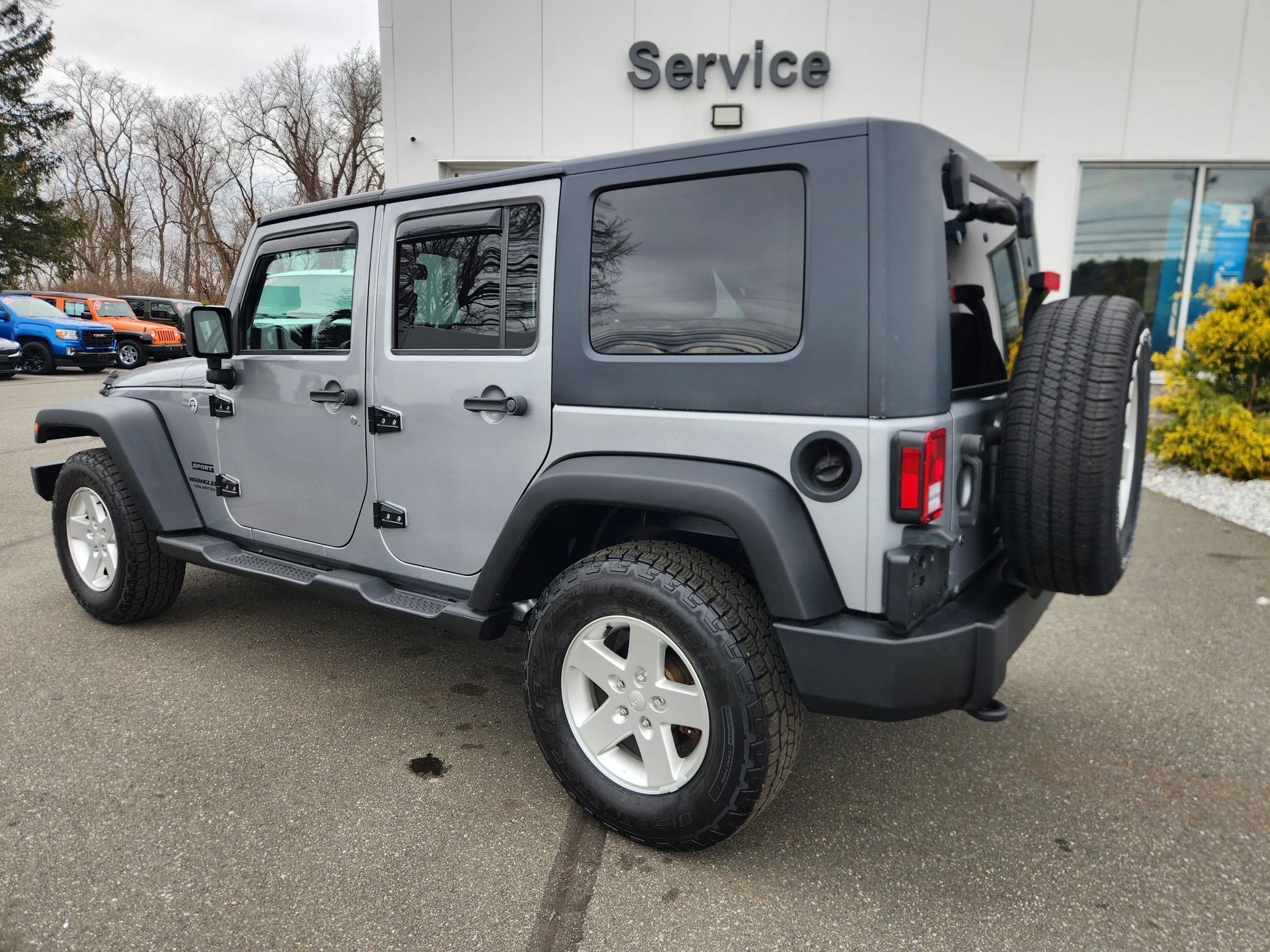 Used 2016 Jeep Wrangler Unlimited Sport w/ Quick Order Package 24S AWD/4WD image 11