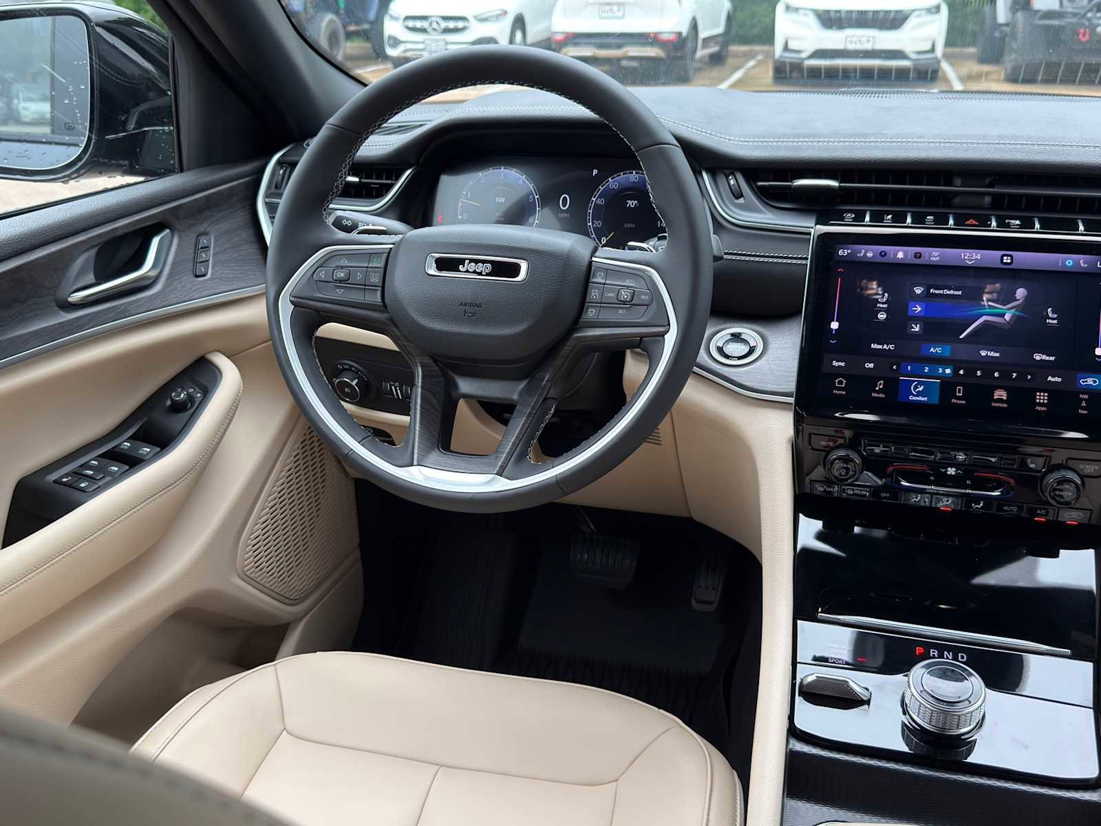 Used 2024 Jeep Grand Cherokee Limited AWD/4WD image 19
