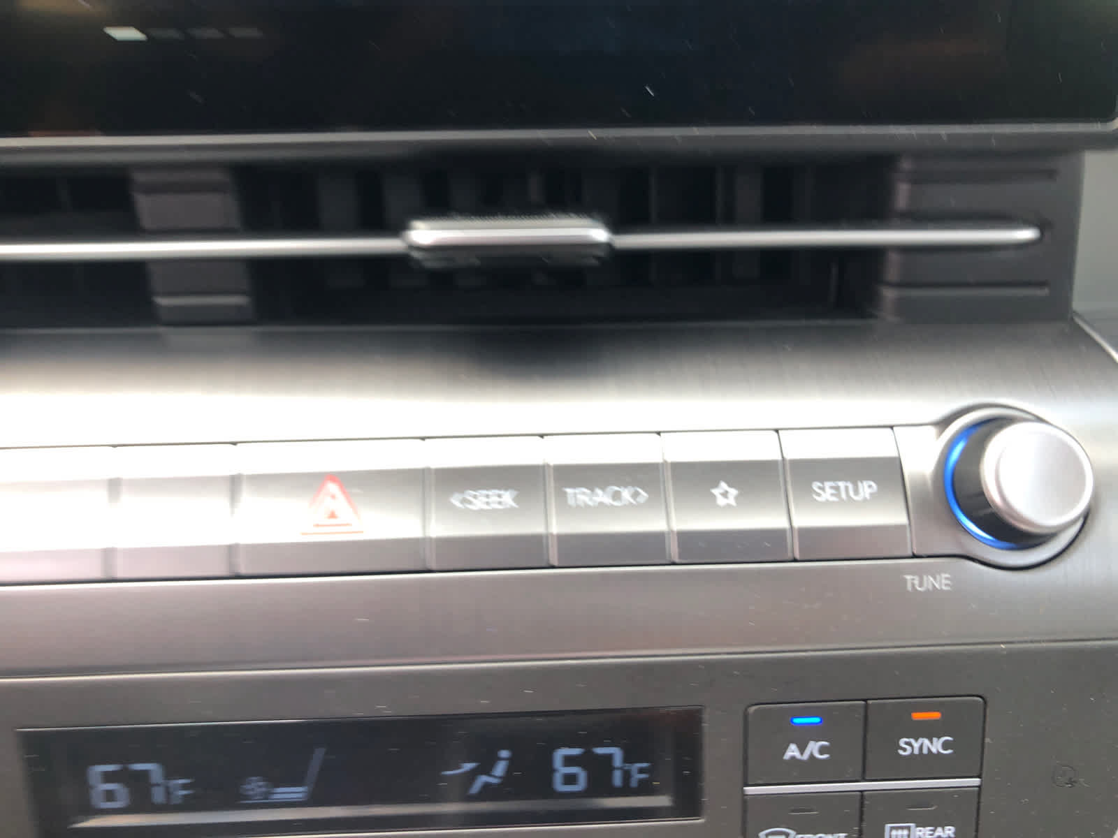Certified 2024 Hyundai Kona SE FWD image 17