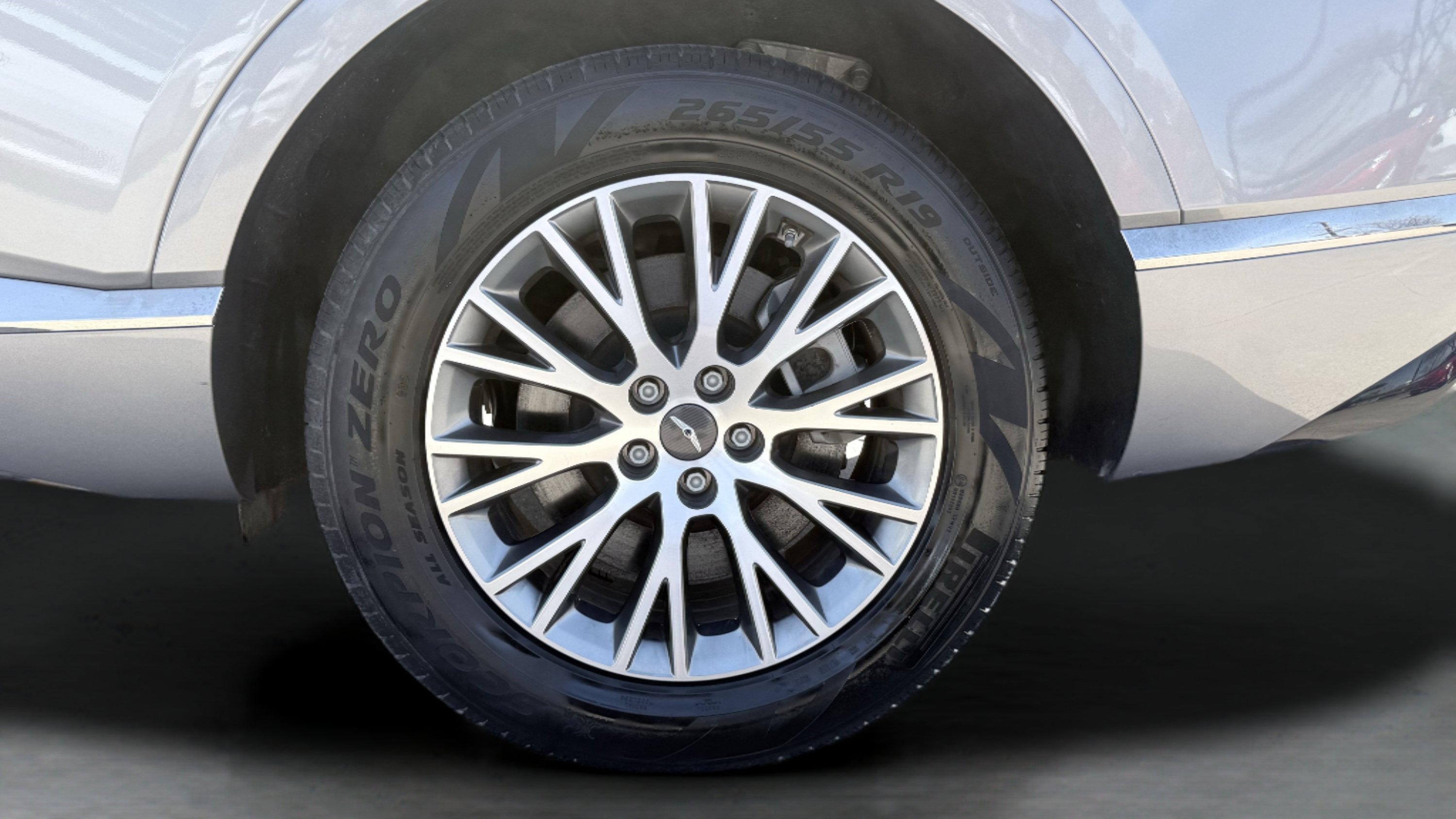 Used 2024 Genesis GV80 2.5T AWD/4WD image 15