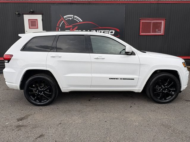 Used 2019 Jeep Grand Cherokee Altitude AWD/4WD image 5