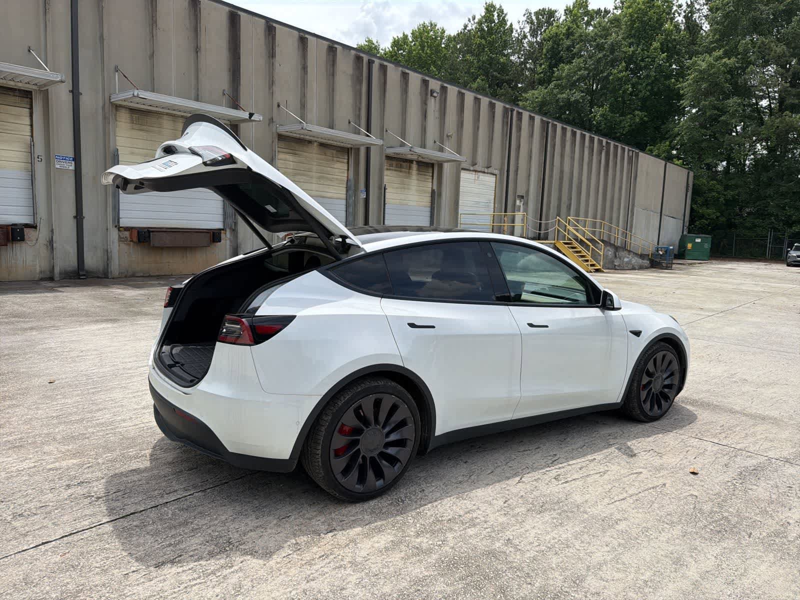 Used 2021 Tesla Model Y Performance AWD/4WD image 12