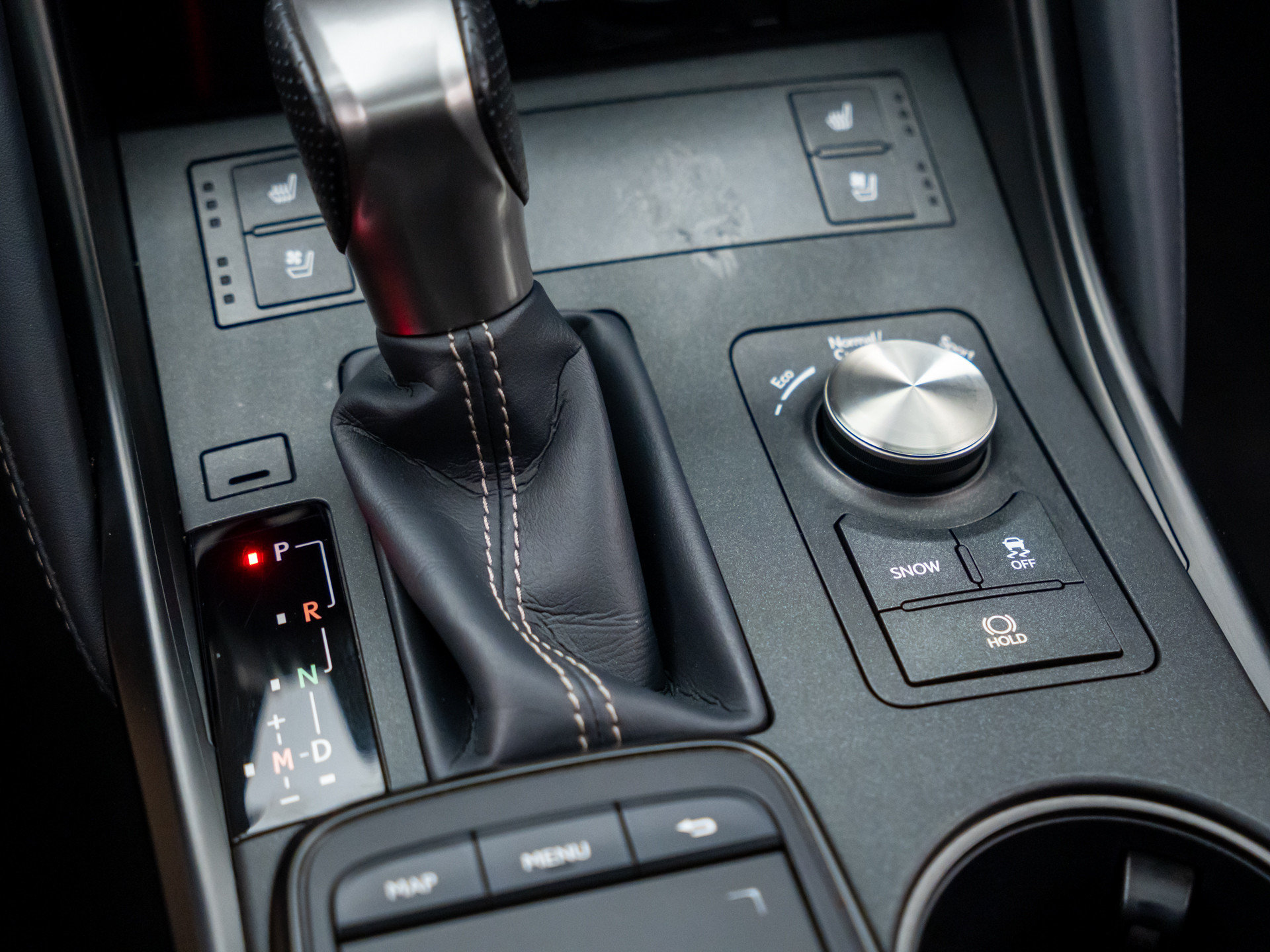 Used 2022 Lexus IS 500 RWD image 27