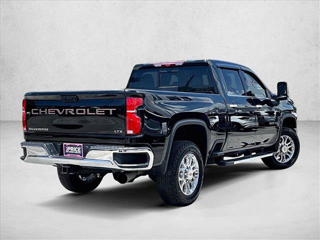 Used 2025 Chevrolet Silverado 3500 LTZ w/ LTZ Plus Package AWD/4WD image 2