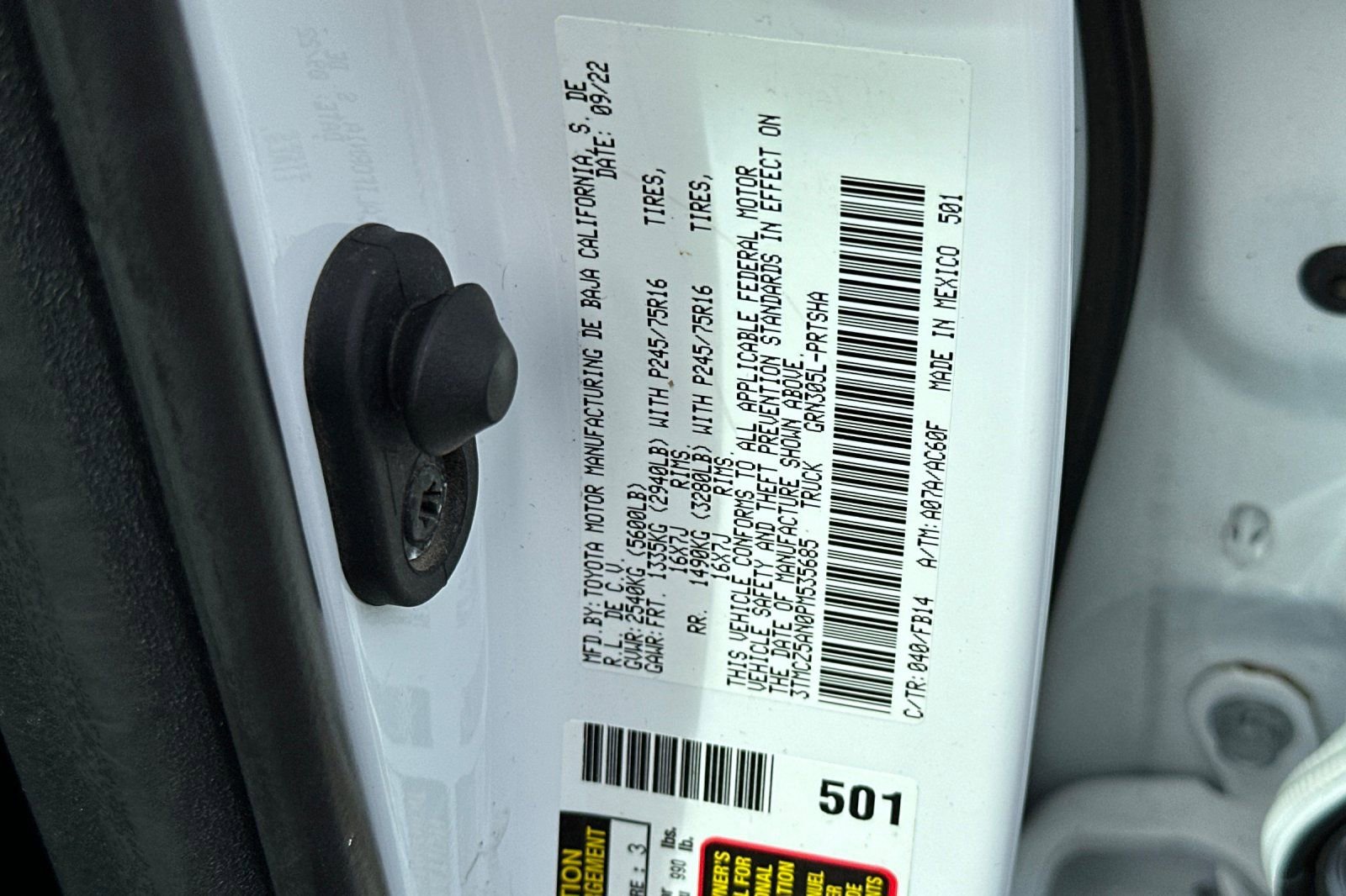 Used 2023 Toyota Tacoma SR AWD/4WD image 30