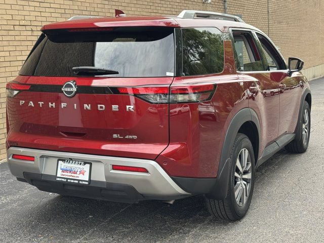 Used 2024 Nissan Pathfinder SL AWD/4WD image 29