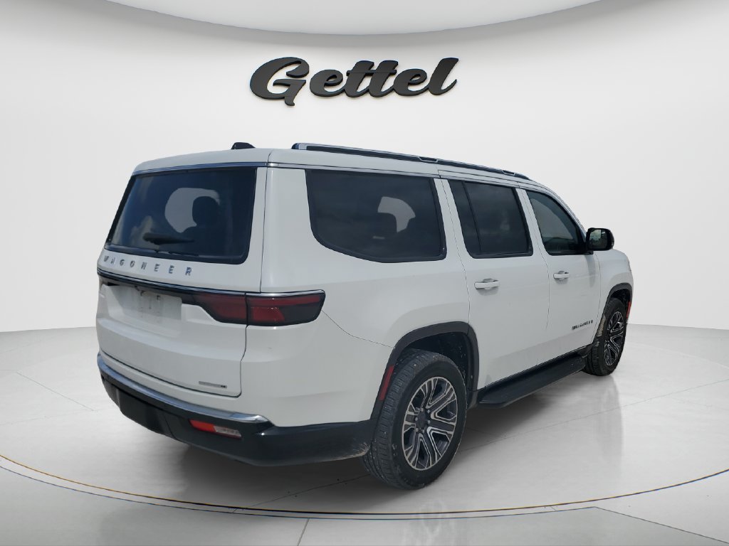 Used 2024 Jeep Wagoneer Series II w/ Flexible Seating Group AWD/4WD image 5