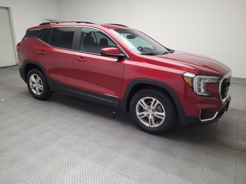 Used 2023 GMC Terrain SLE w/ Driver Convenience Package FWD image 11