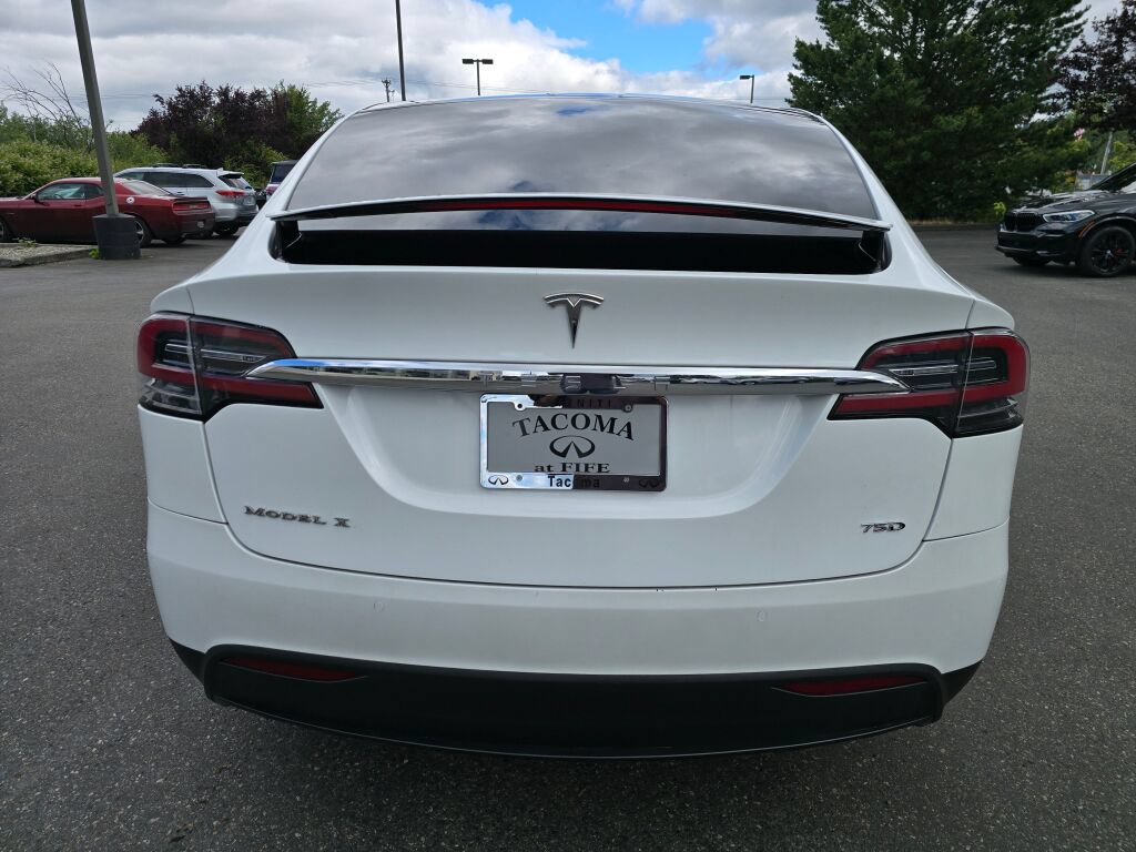 Used 2018 Tesla Model X 75D AWD/4WD image 6