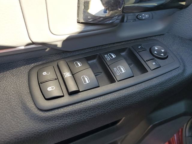 Used 2024 RAM 1500 Classic SLT AWD/4WD image 21