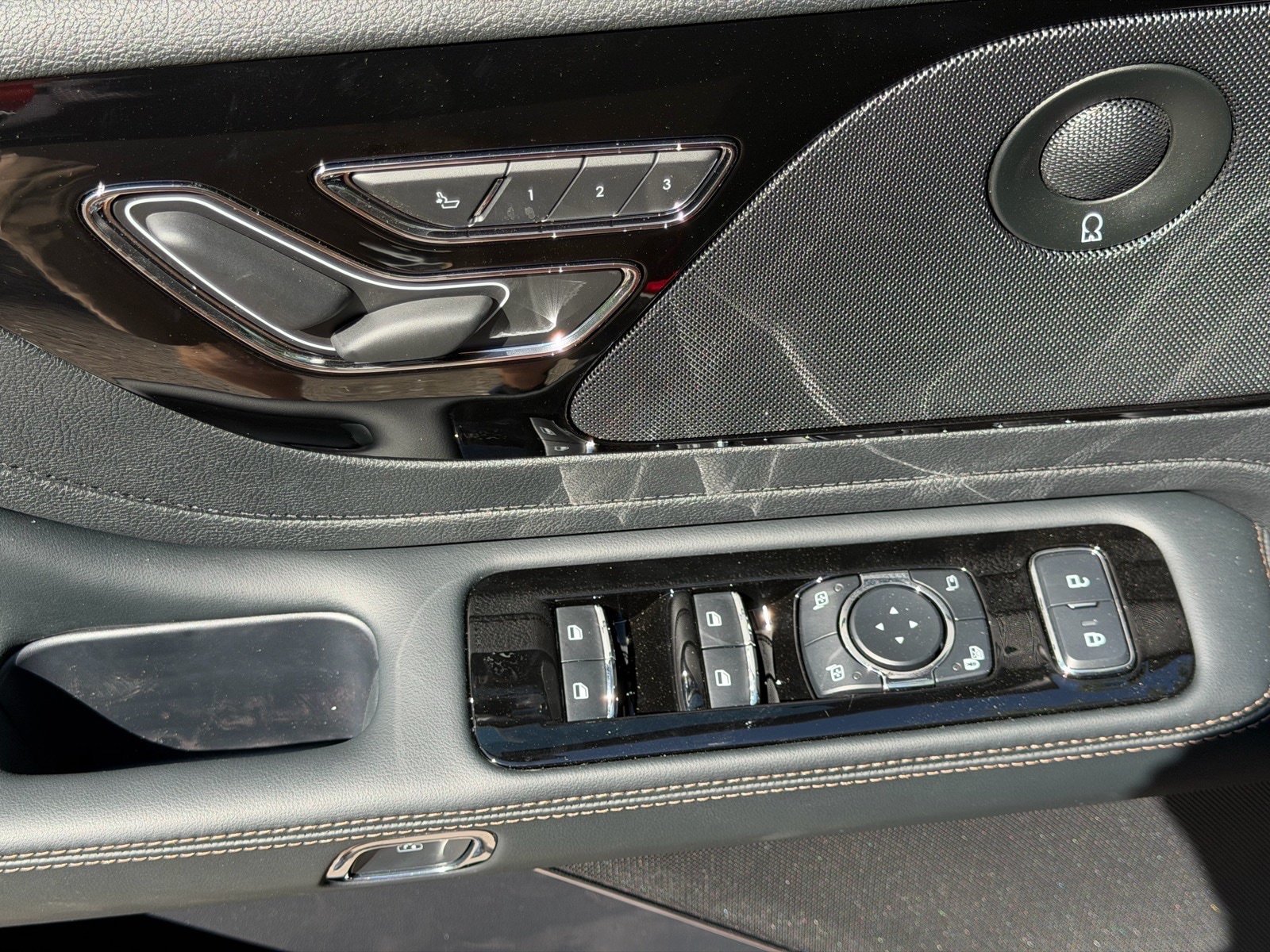 New 2026 Lincoln Aviator Reserve AWD/4WD image 27