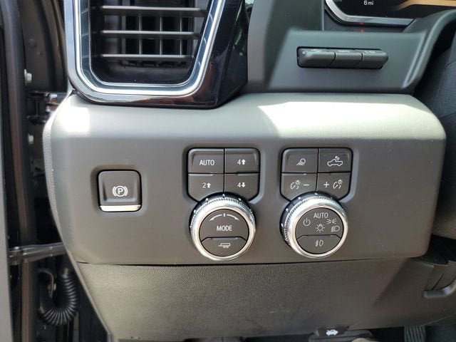 New 2026 GMC Sierra 3500 Denali Ultimate AWD/4WD image 31
