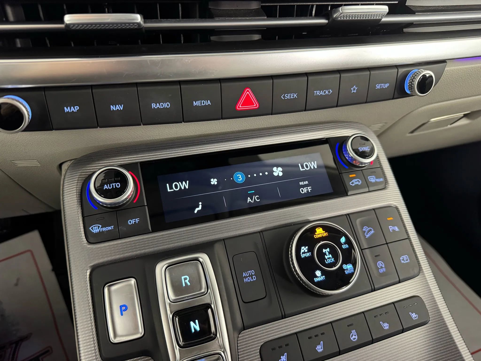 Used 2023 Hyundai Palisade Calligraphy w/ Cargo Package image 22